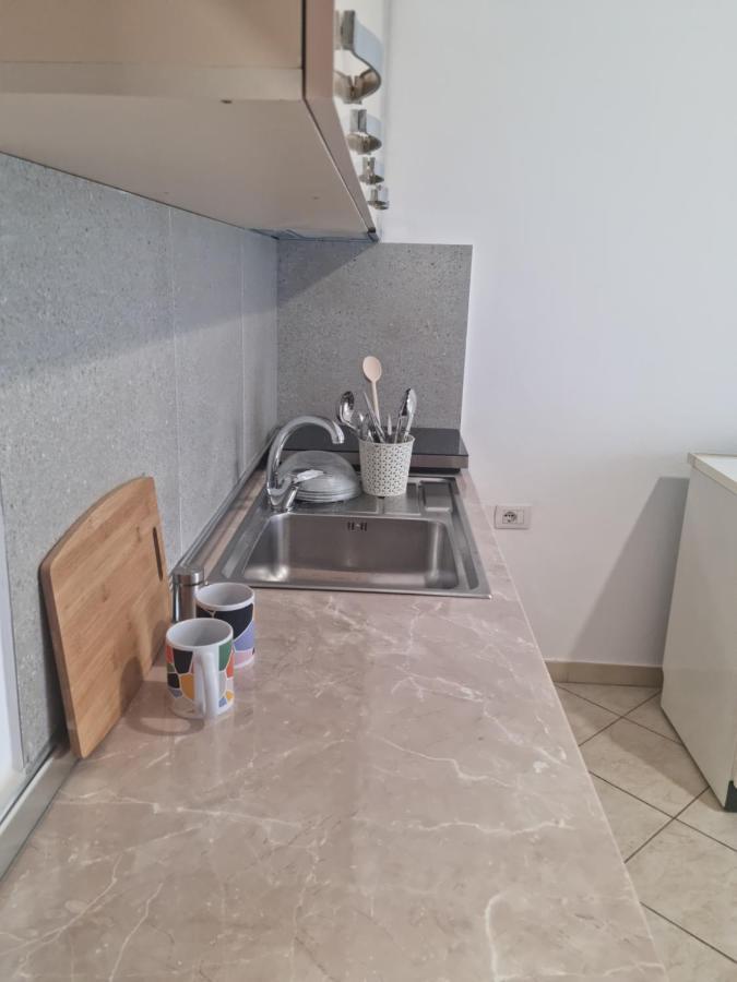 #Beautiful New Apartment,Studio- Close Tirana City Center ภายนอก รูปภาพ
