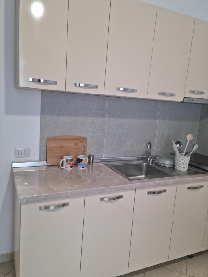 #Beautiful New Apartment,Studio- Close Tirana City Center ภายนอก รูปภาพ